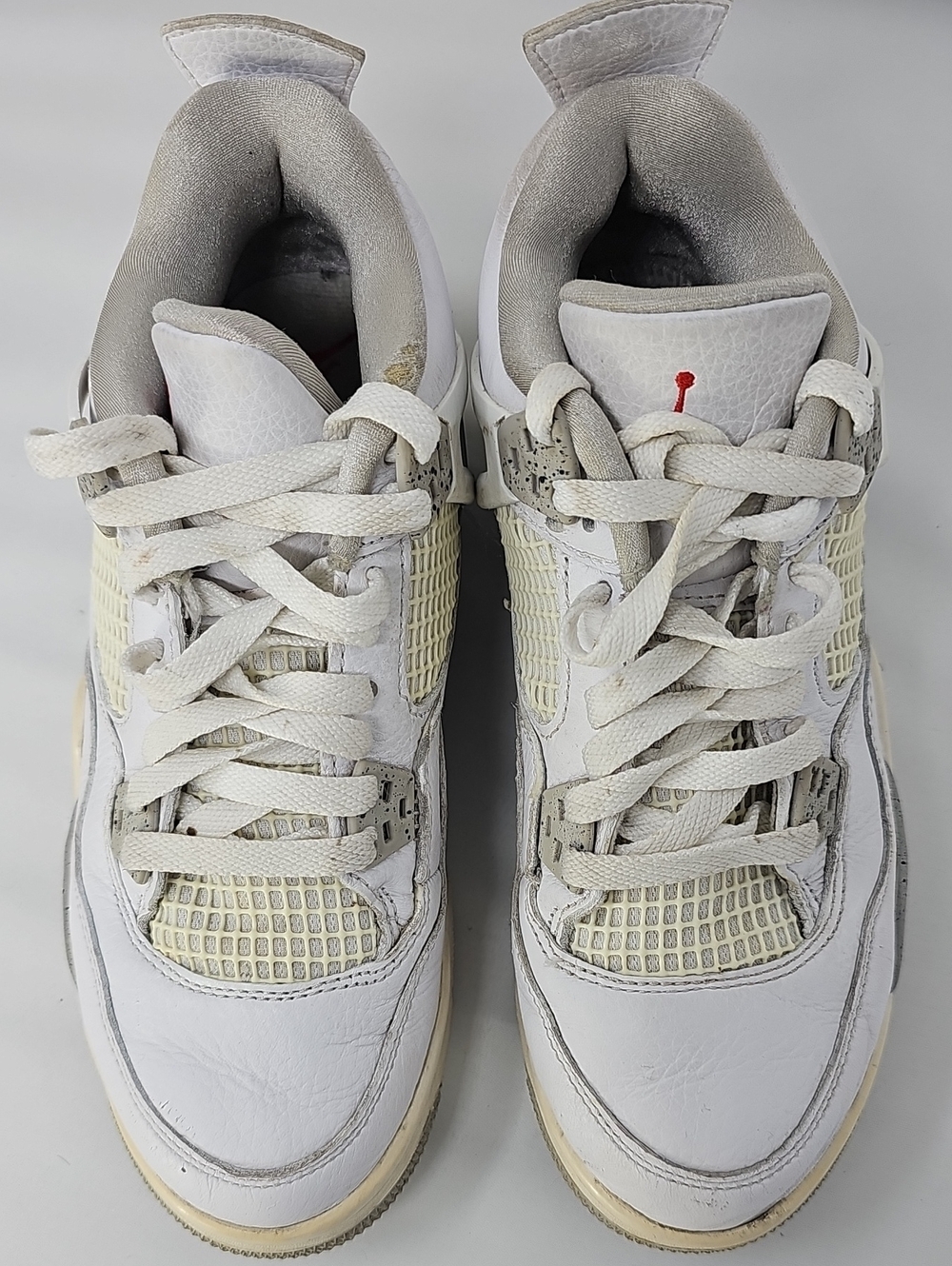 Nike Kids White and Cream Lace-Up Sneakers Size 6.5